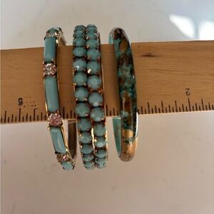 Elegant Turquoise Bangle Set